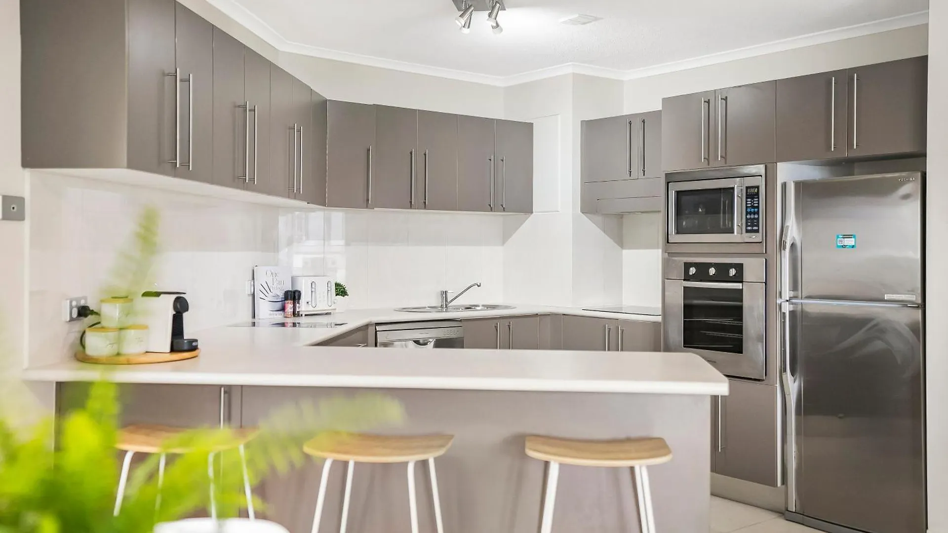 'Coral Sea Dreaming' Family Friendly Apartment Cairns