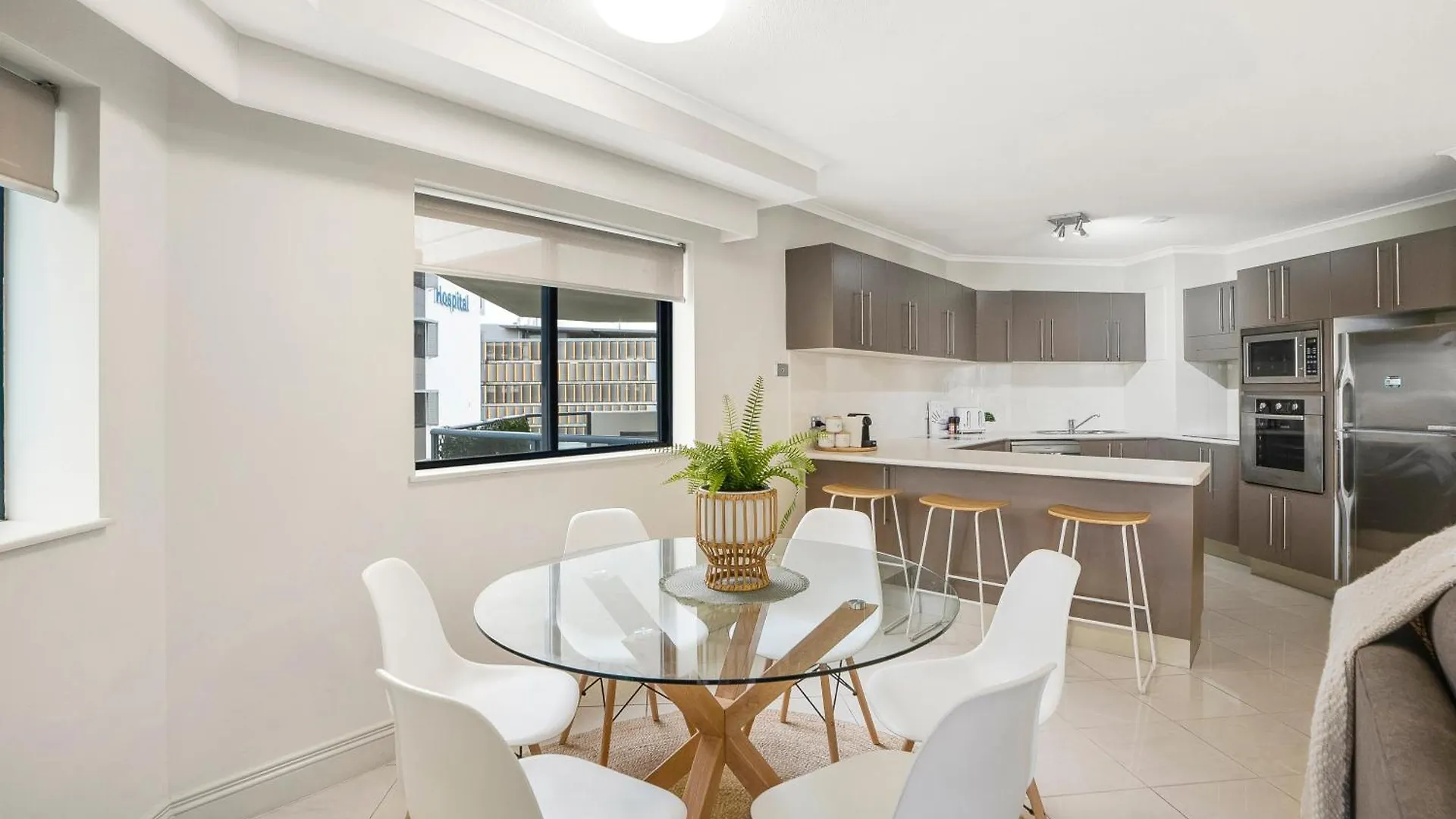 'Coral Sea Dreaming' Family Friendly Apartment Cairns
