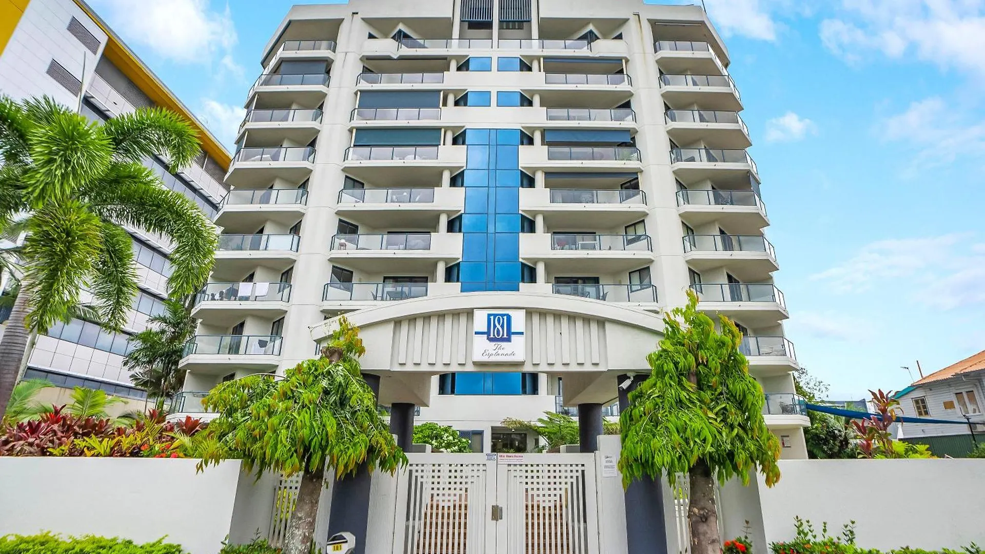 'Coral Sea Dreaming' Family Friendly Apartment Cairns